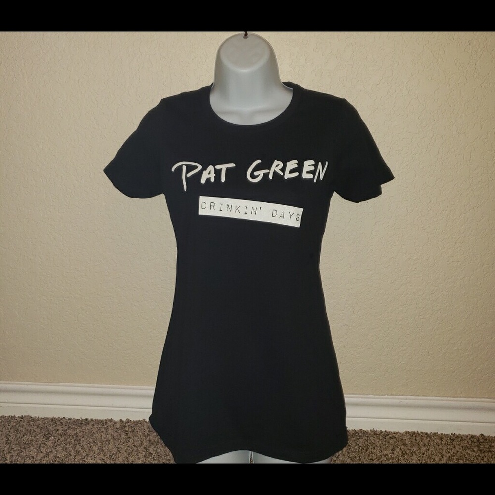 NWOT  Men's t-shirt

Size small.